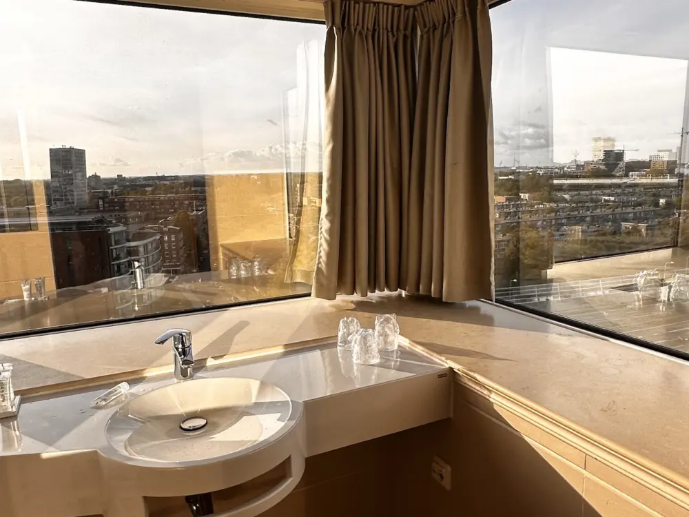 XO HOTELS Blue Tower in Amsterdam