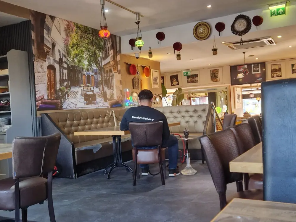 Restaurant Yasmin shaam Restaurant in Schiedam