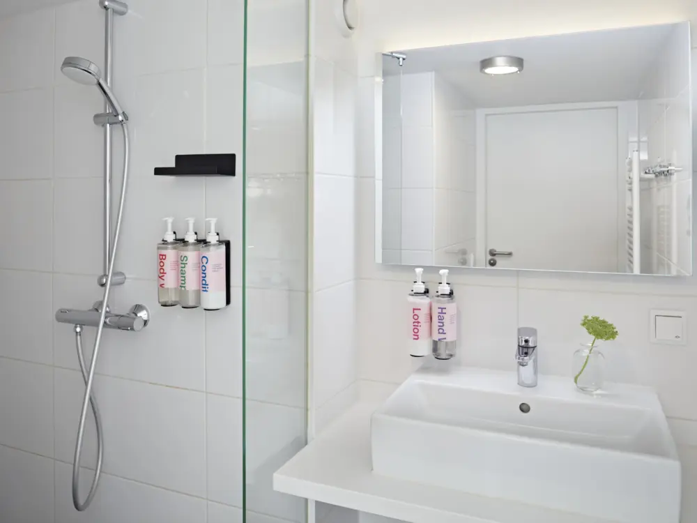 Hotel YAYS Amsterdam Salthouse Canal by Numa in Amsterdam