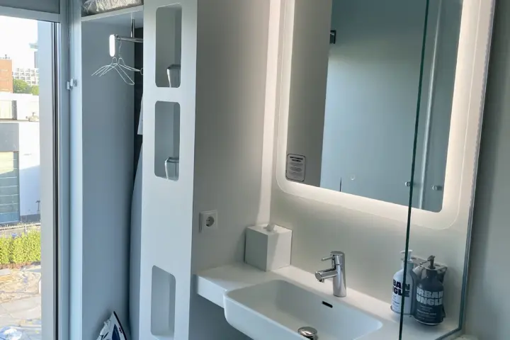 Hotel YOTEL Amsterdam in Amsterdam