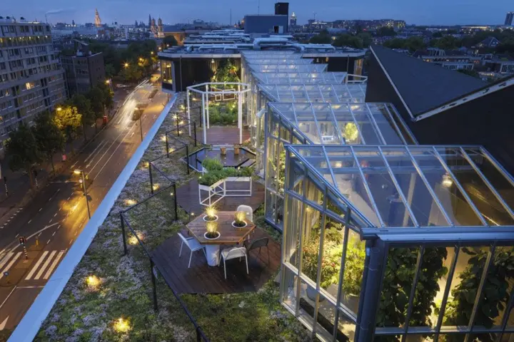 Hotel Zoku Amsterdam in Amsterdam